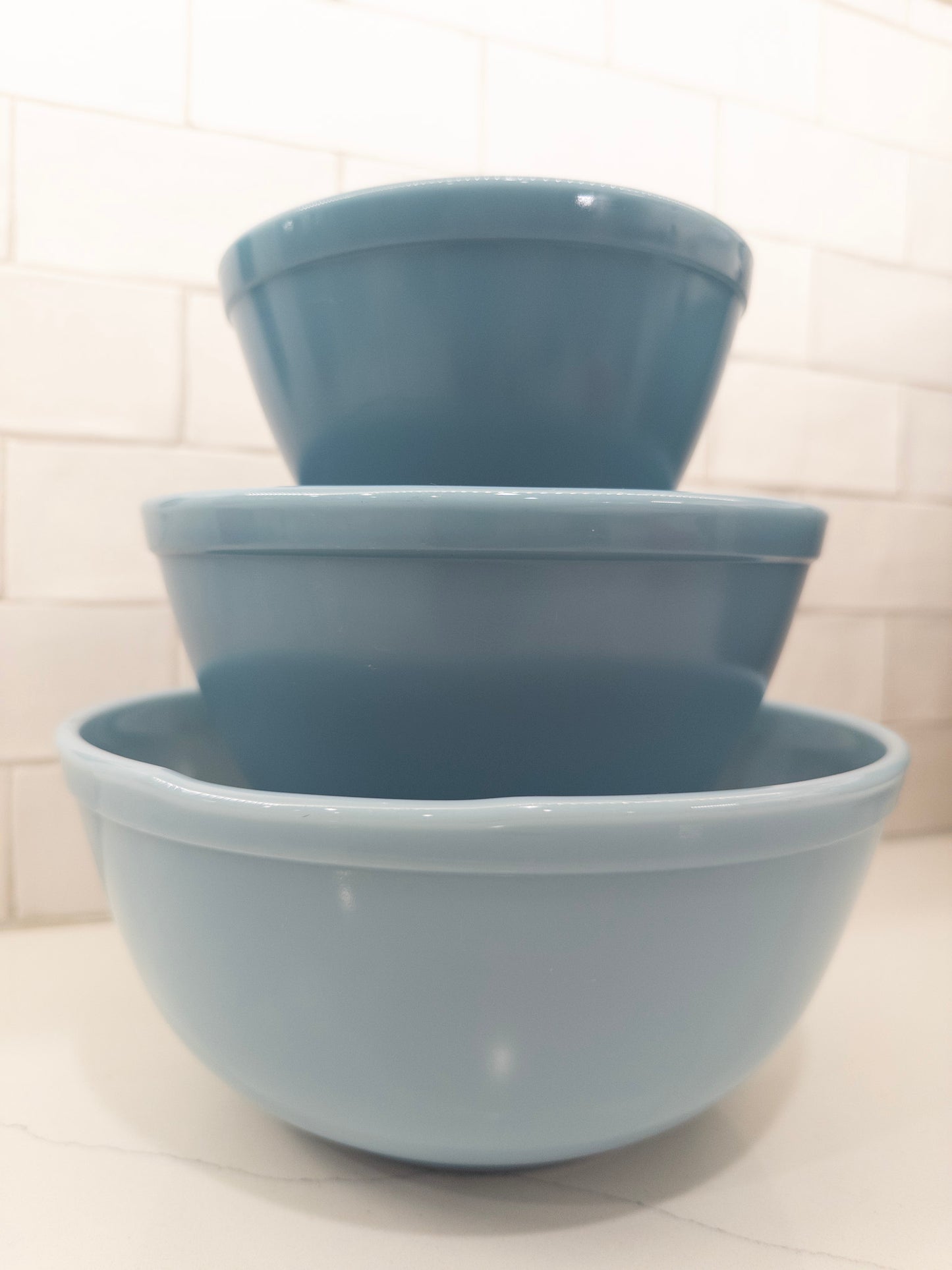 S/3, Vintage Pyrex Delphi Nesting Mixing Bowl