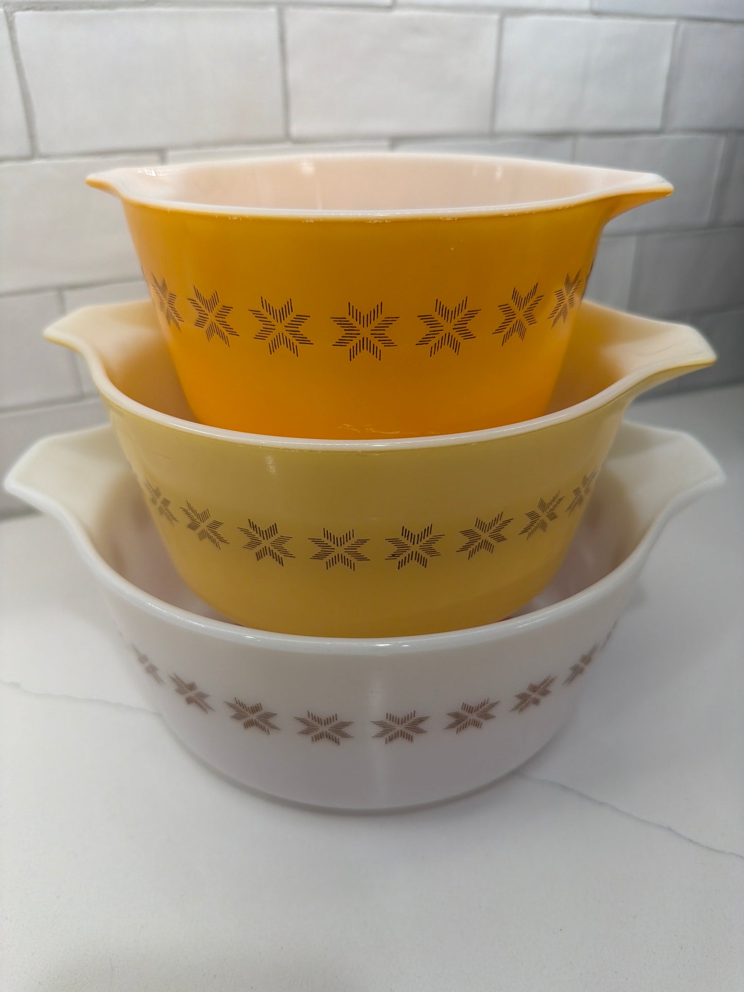 S/3, Vintage Pyrex Town & Country Cinderella Casserole Dish Set