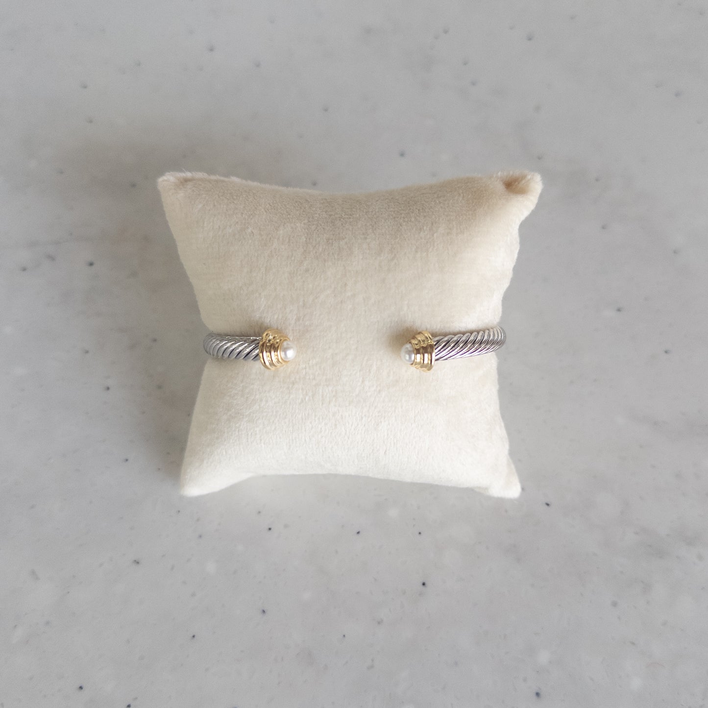 Silver/Pearl Edge Cable Bangle Bracelet