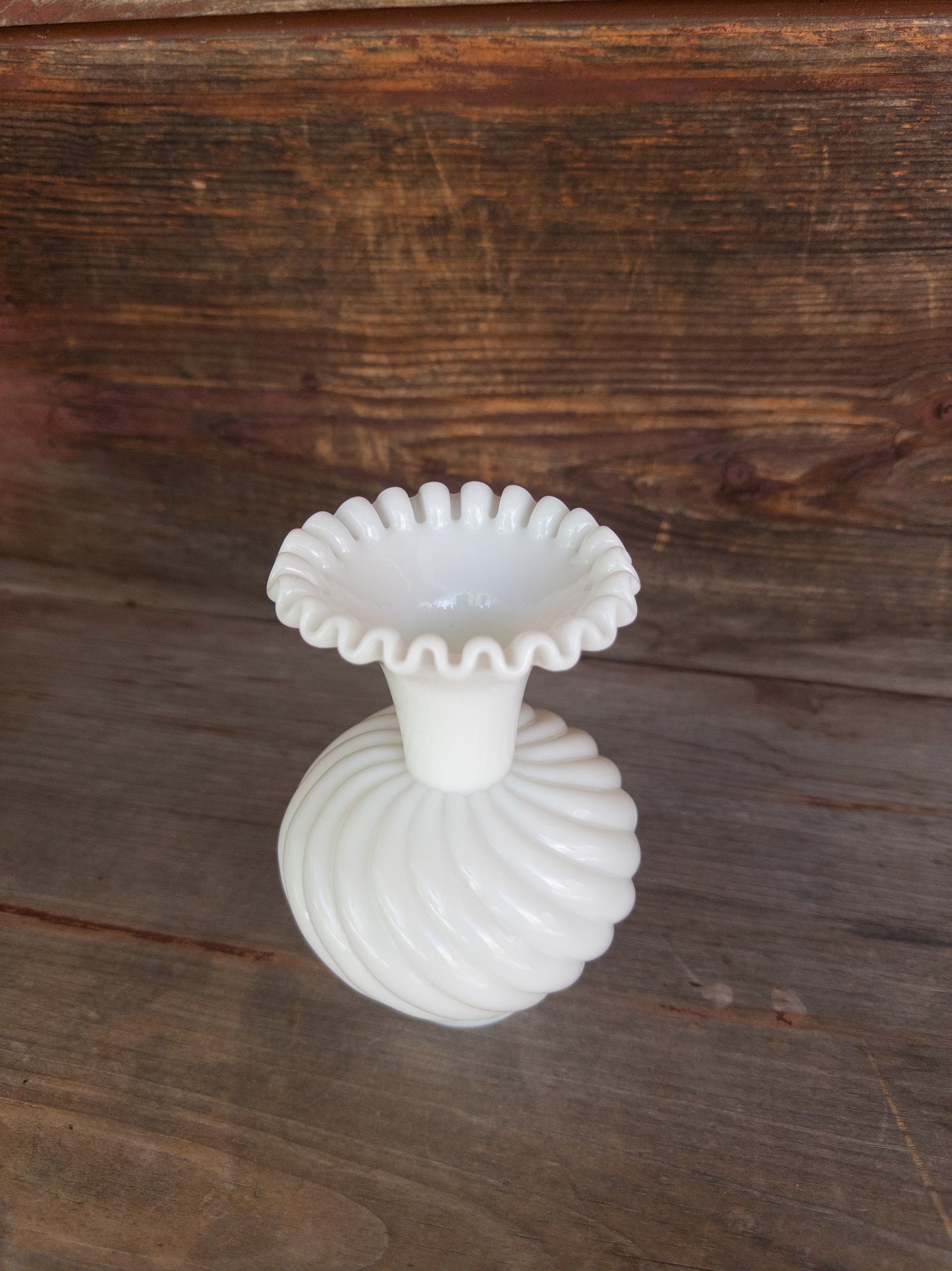 Vintage Milk Glass Vase w. Ruffled Rim & Swirl Pattern