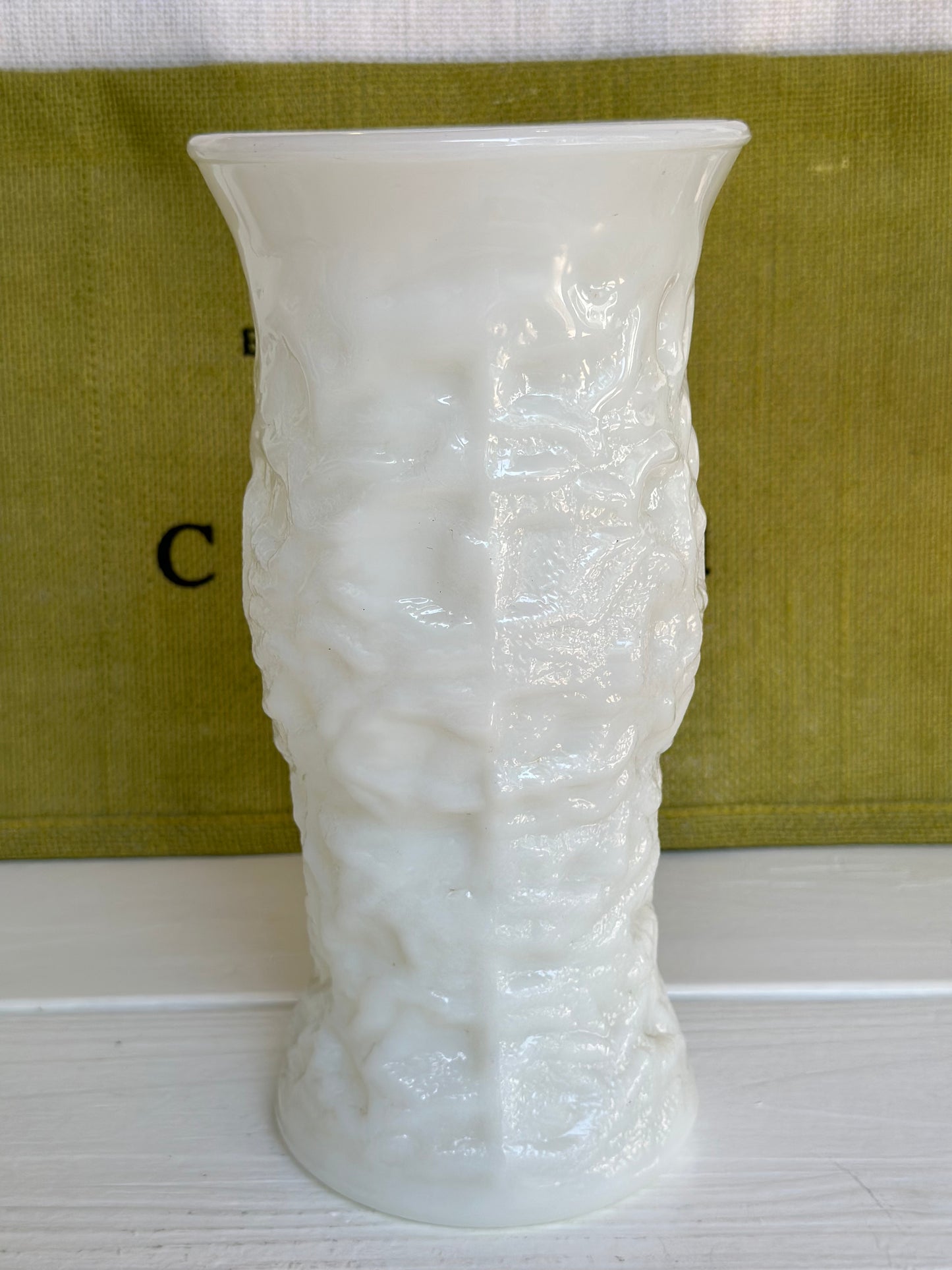 Vintage 1970s E.O. Brody Co Wrinkle Pattern White Milk Glass