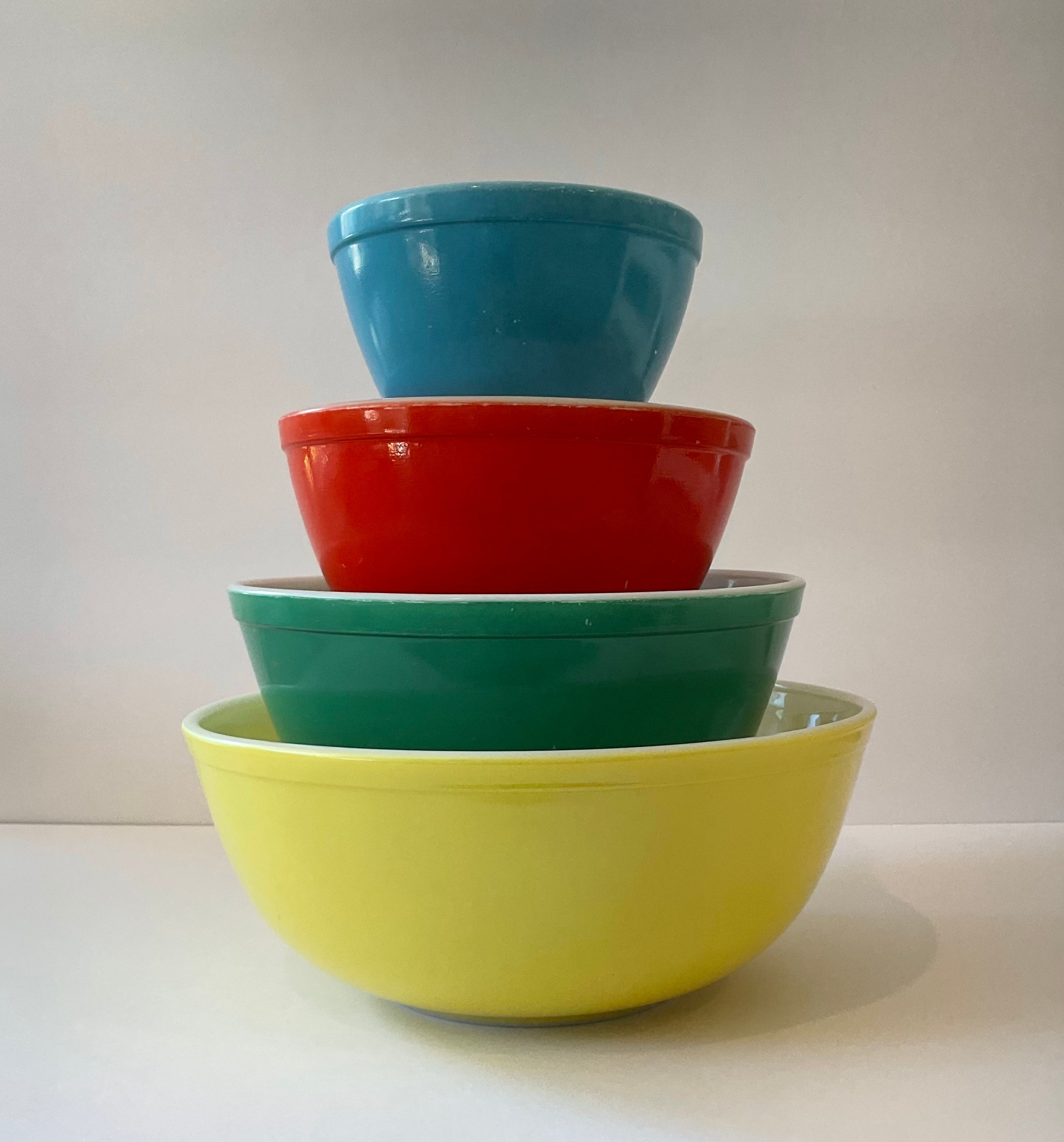 Vintage Pyrex Primary Color Bowl Set - antiques - by owner - collectibles  sale - craigslist