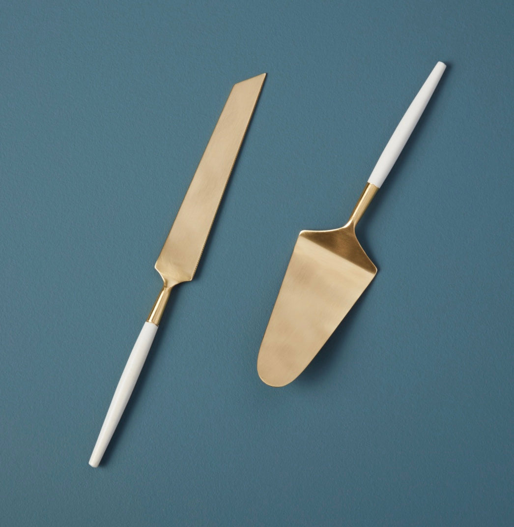 White & Gold Cake Lift & Knife Set