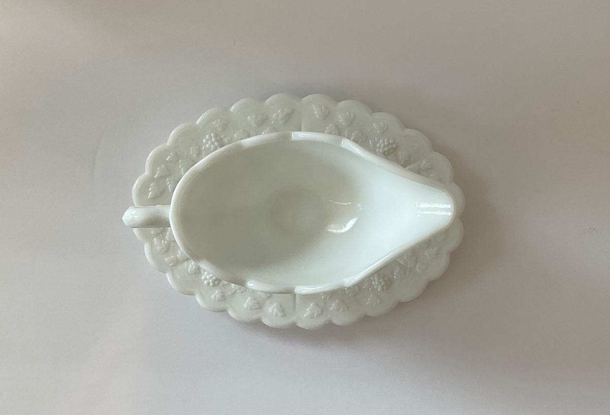 Vintage Westmoreland Paneled Grape Milk Glass Gravy Boat