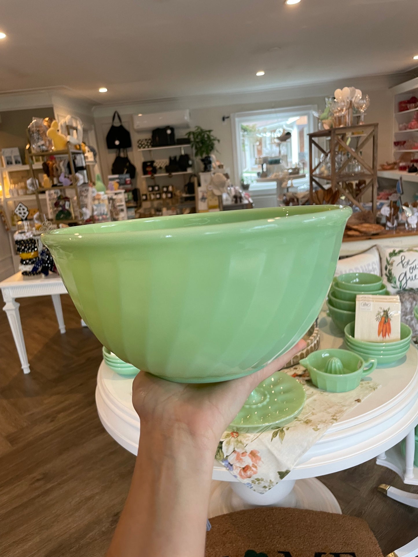 Vintage Unmarked Fire King Oven Ware Green Swirl Pattern 9 Inch Jadeite