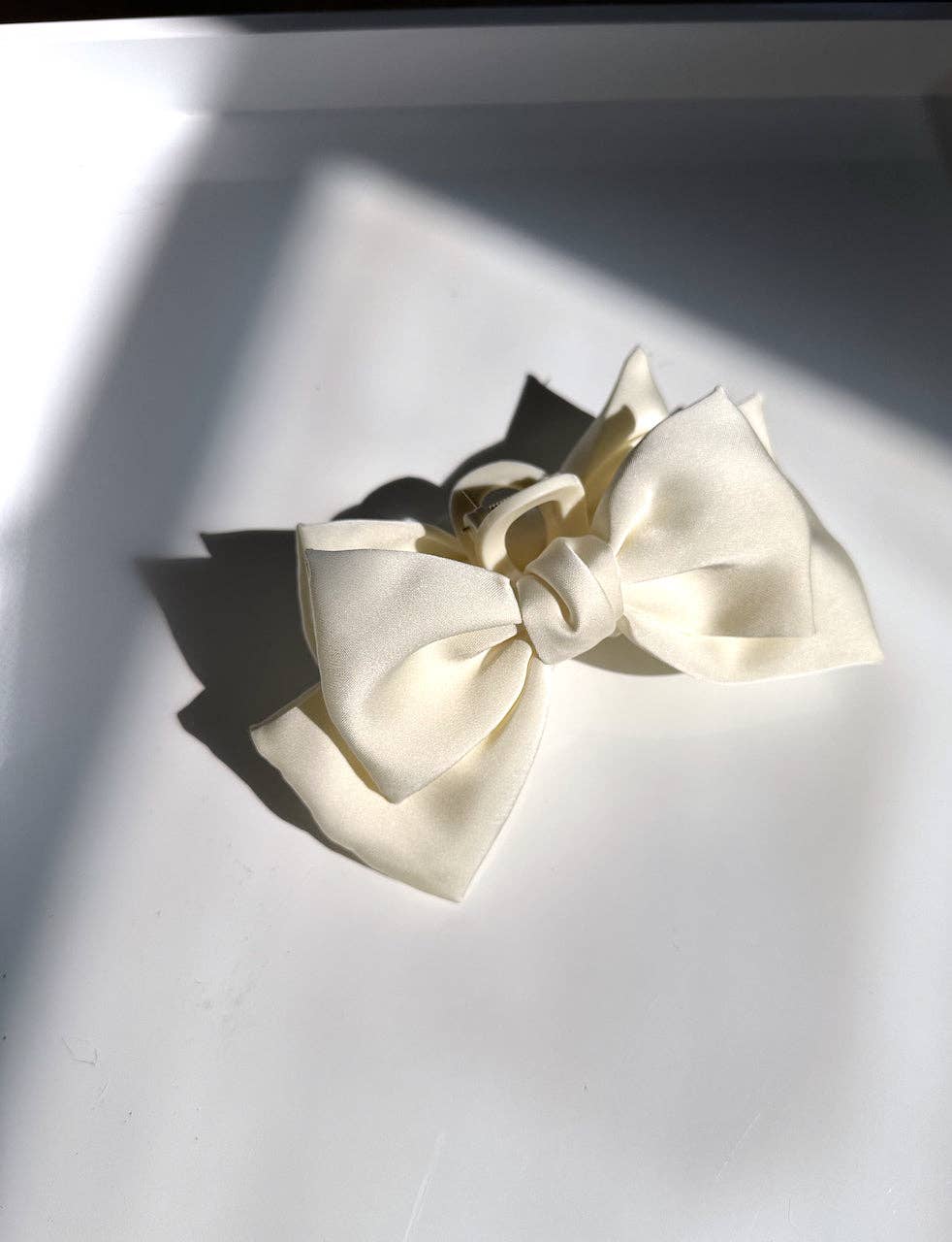 Ballet Bow Claw Hair Clip