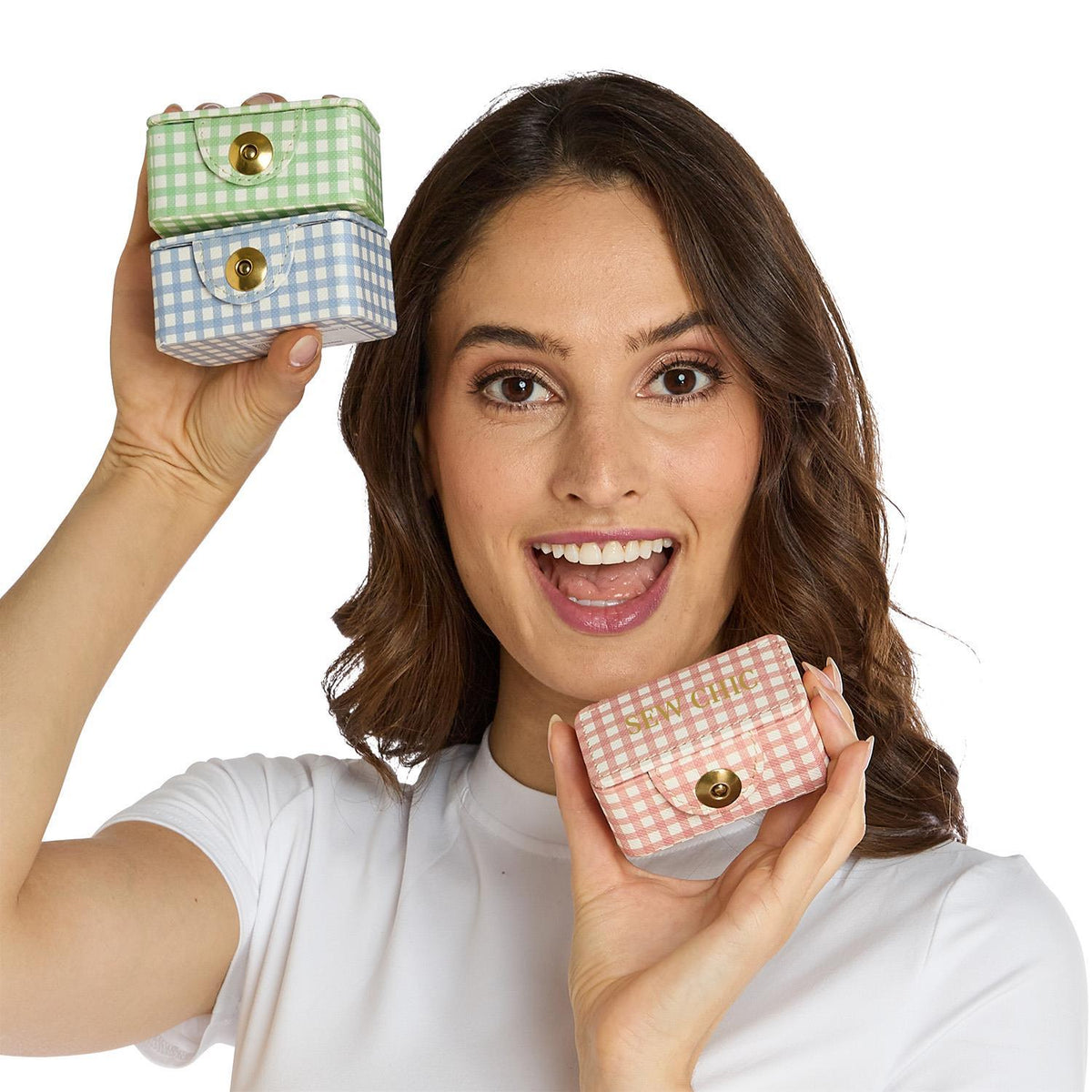 Gingham travel sewing kit box detail