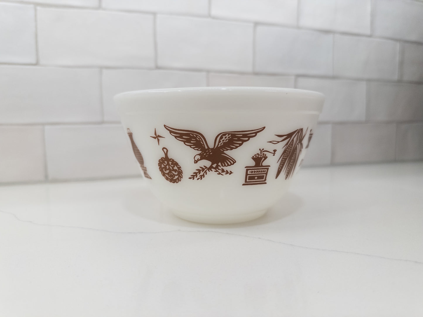 Vintage Pyrex 401 'Early American' Mixing Bowl