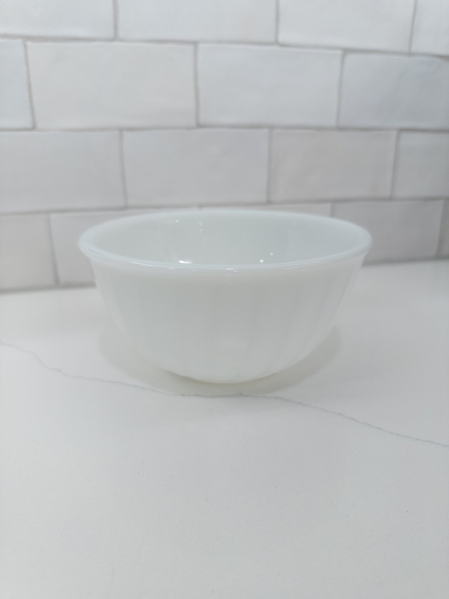 Vintage Anchor Hocking Fire King 6" Milk Glass Swirl Bowl