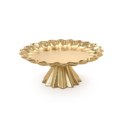 Scalloped Edge Gold Cake Stands (*Three Sizes*)