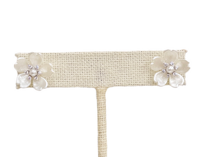 White Flower Stud Earring