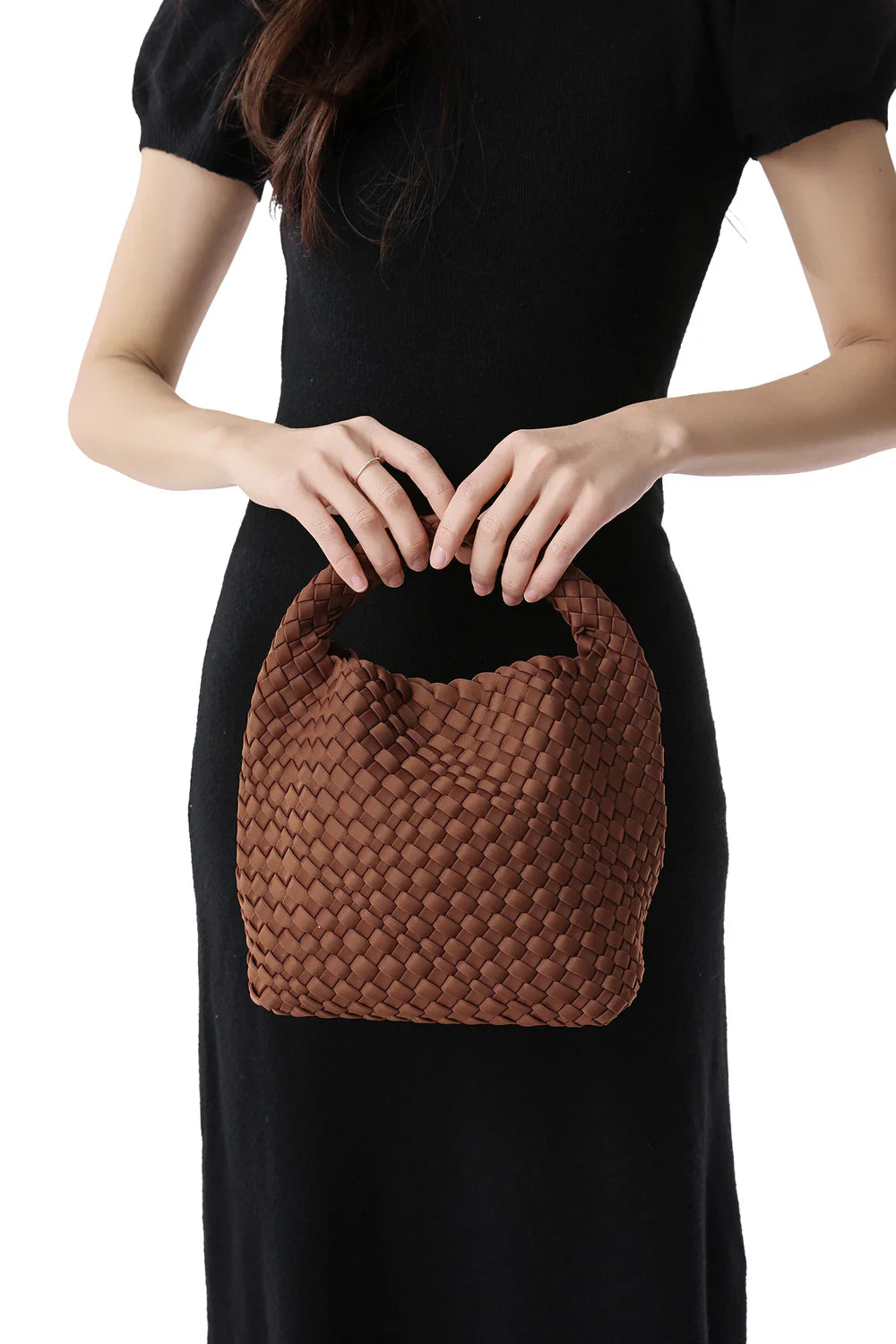 Shelly Woven Bucket Bag - Walnut