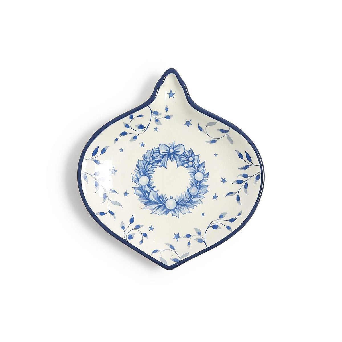 Blue and white porcelain ornament-shaped tidbit dish with wreath design