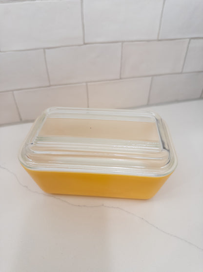 Vintage Pyrex 502 Yellow Refrigerator Dish w/ Lid