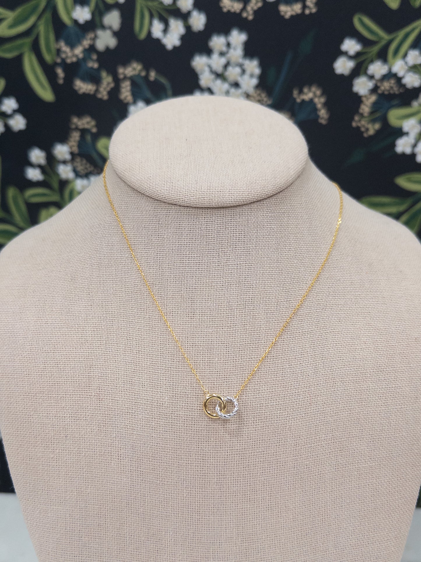 Two-Toned Intertwined Circle Necklace