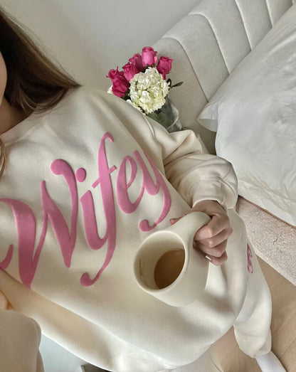 Wifey Sweatshirt - Sugar Cookie