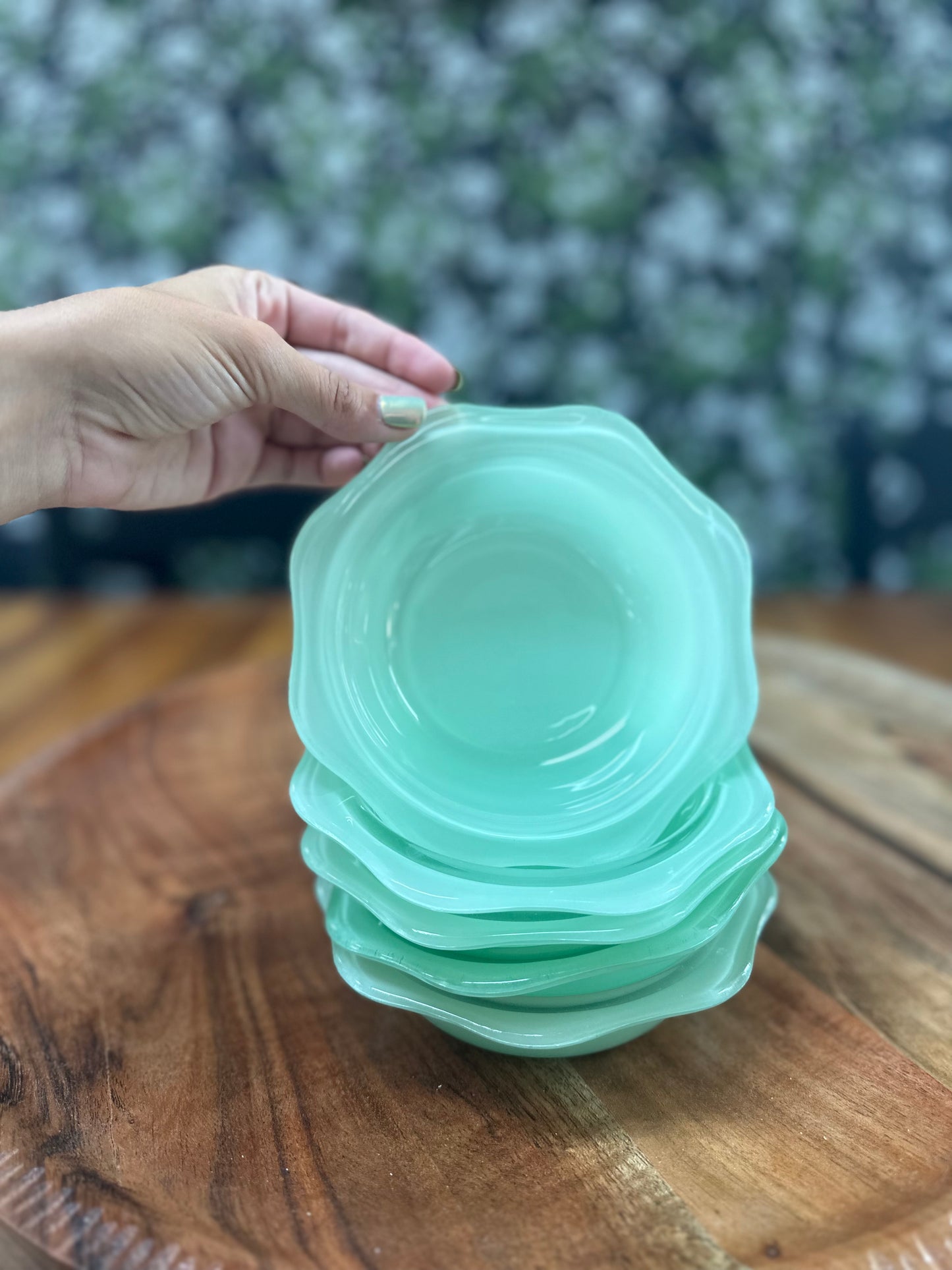 Set of 5, Vintage Pyrex Green Sprayware Wavy Rim Dessert Bowls