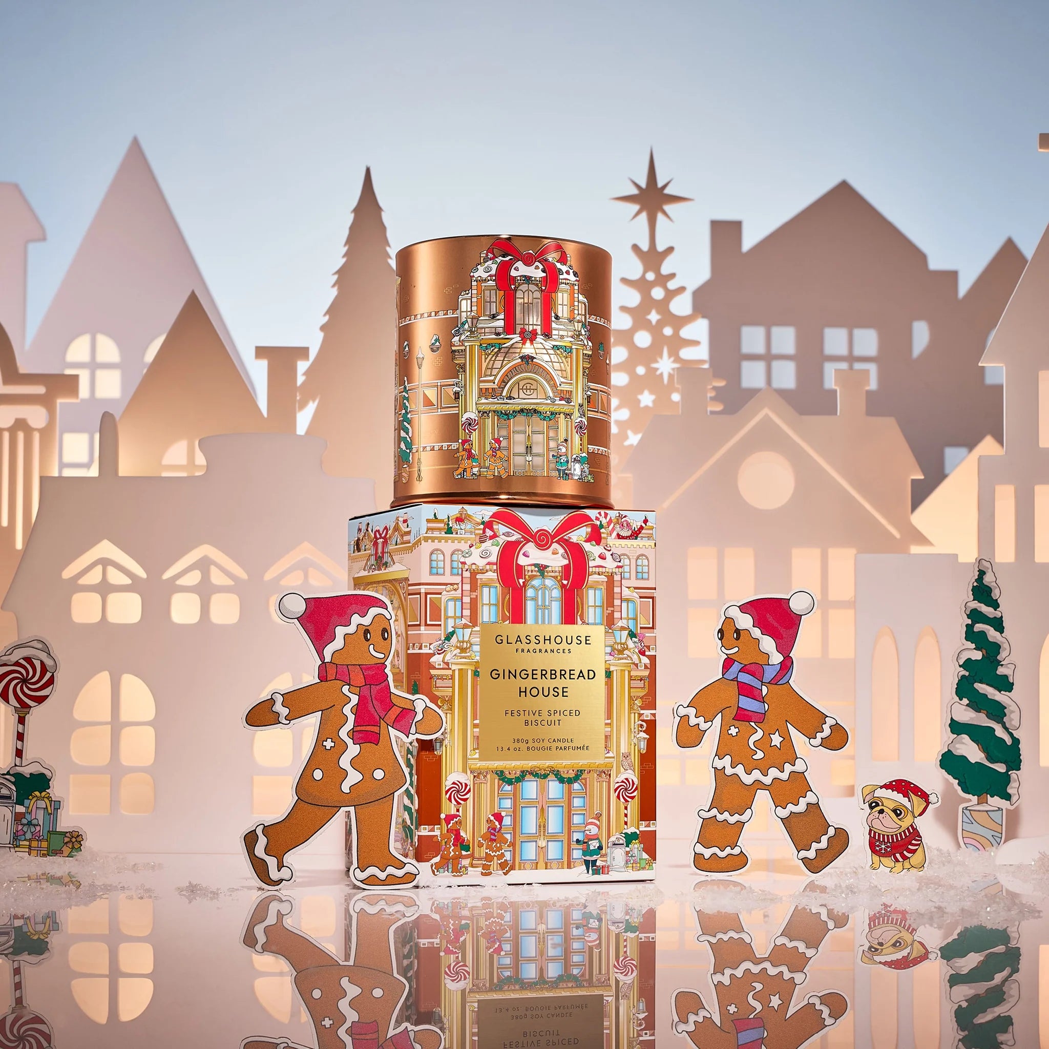 Glasshouse Gingerbread House Festive Spiced Biscuit Candle - Thumbnail 3