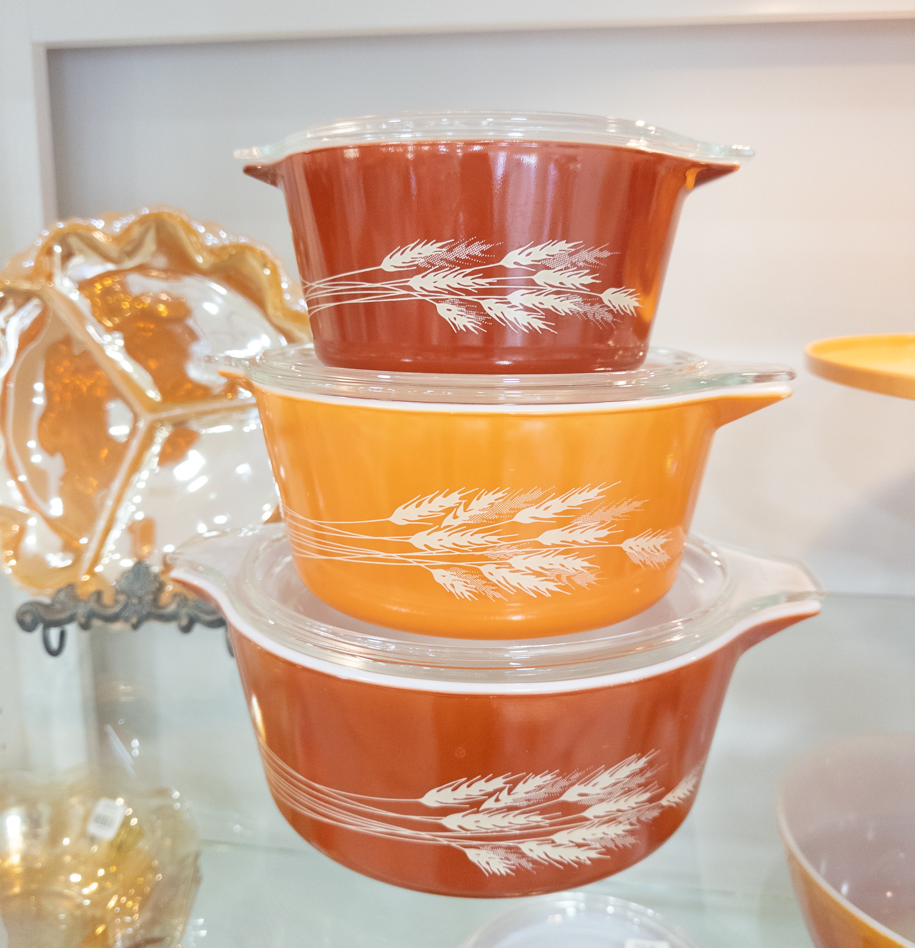 Vintage Pyrex Autumn Harvest Wheat Cinderella Casserole with Lids - Thumbnail 3