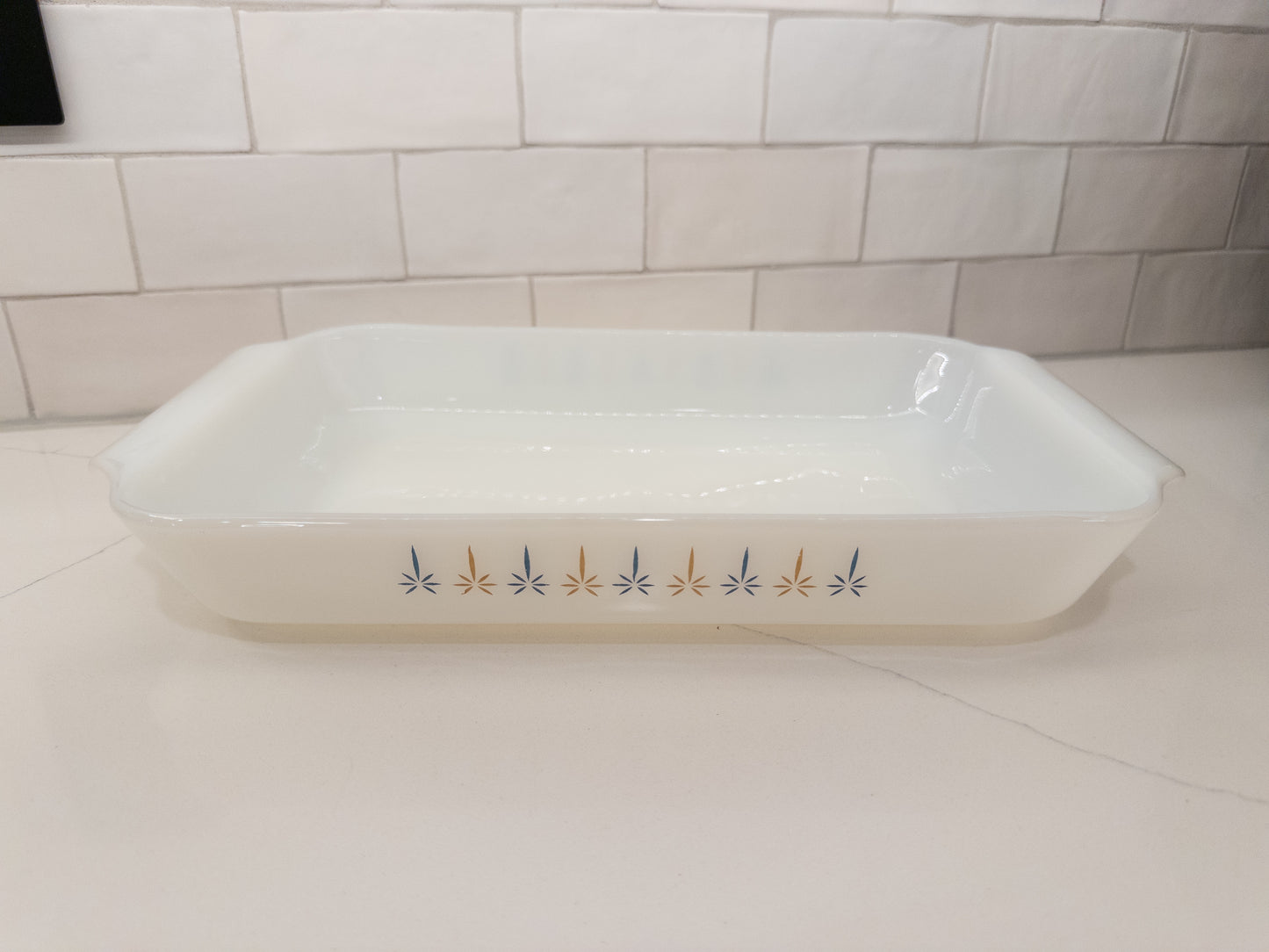 Vintage Anchor Hocking Fire-King Candle Glow Milk Glass Baking Dish w/ Blue Atomic Stars