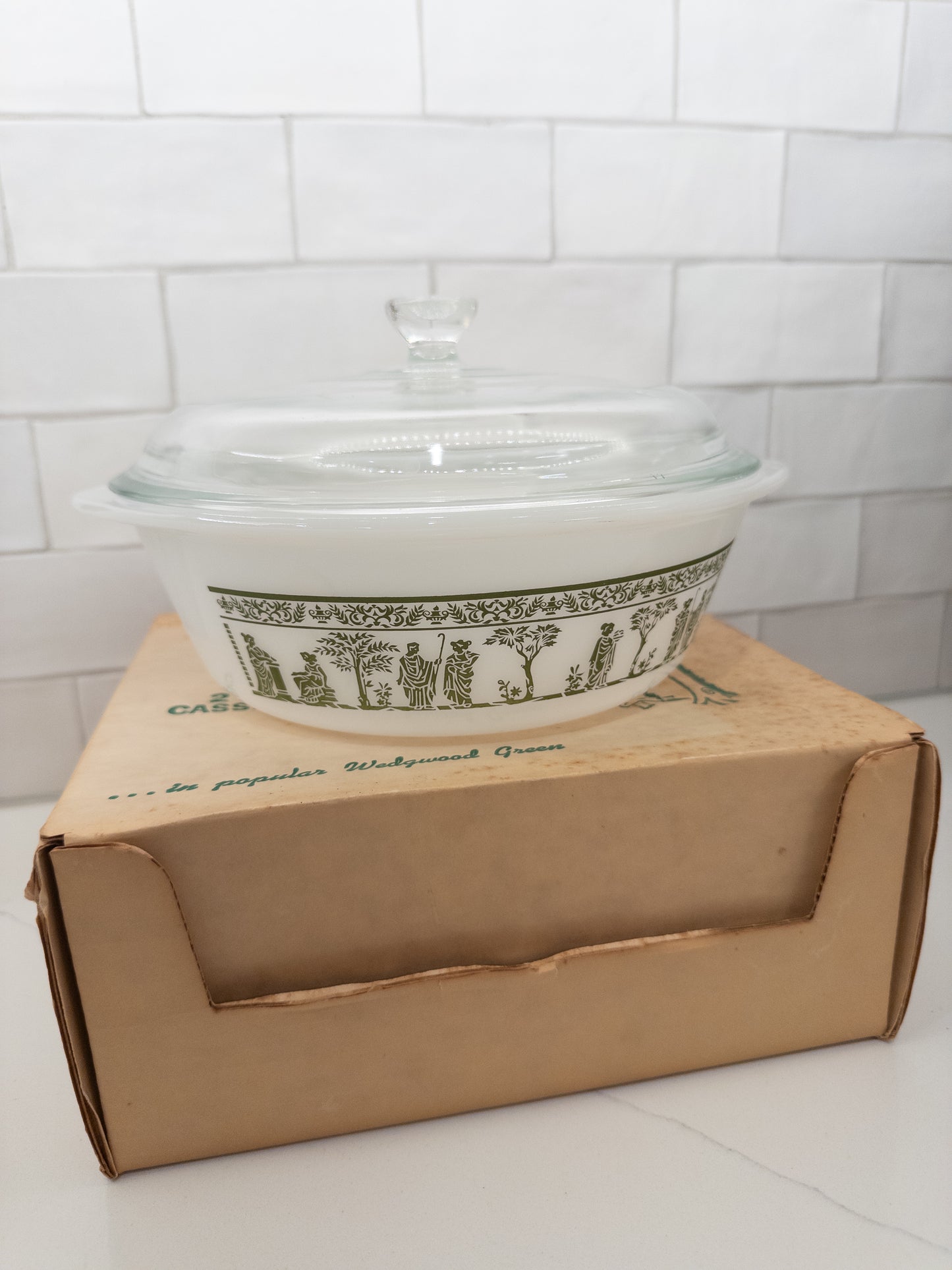 Vintage Jeannette Glass "Hellenic" Pattern Round Casserole w/ Lid