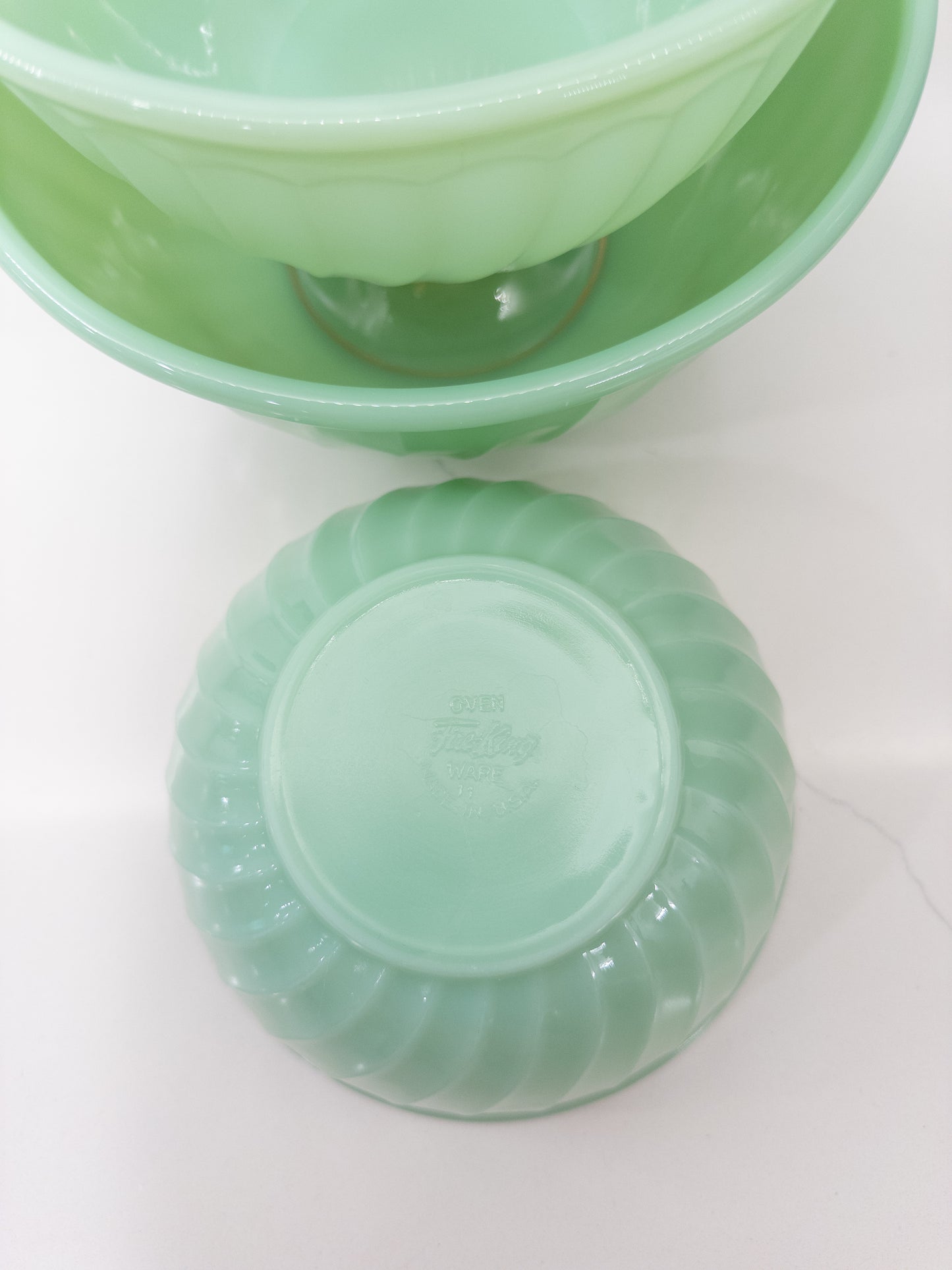 S/3 Vintage Fire-King Jadeite Swirl Mixing Bowls