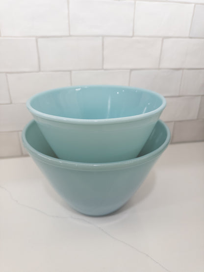 S/2, Vintage Fire King Delphite Blue Ovenware Splash-Proof Mixing Bowls