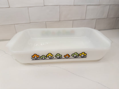 Vintage Anchor Hocking Fire King "Summer Field" Milk Glass Casserole Dish
