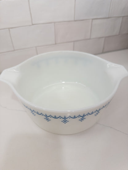 Vintage Pyrex 474 Snowflake Blue Cinderella Casserole Dish