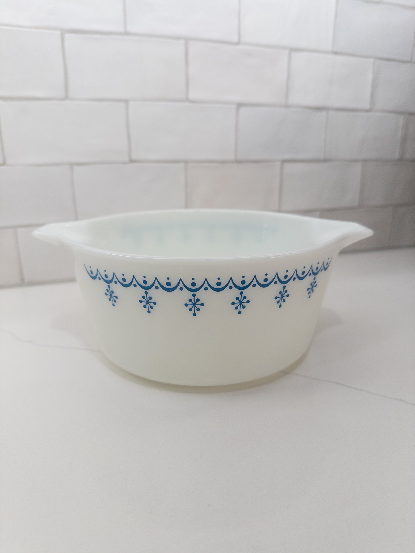Vintage Pyrex 474 Snowflake Blue Cinderella Casserole Dish