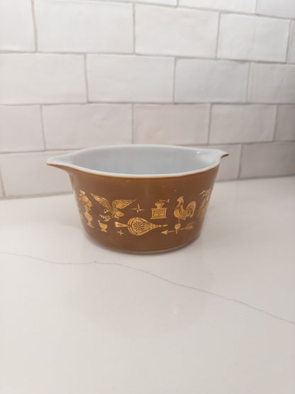 Vintage Pyrex 473 Early American Cinderella Casserole Dish