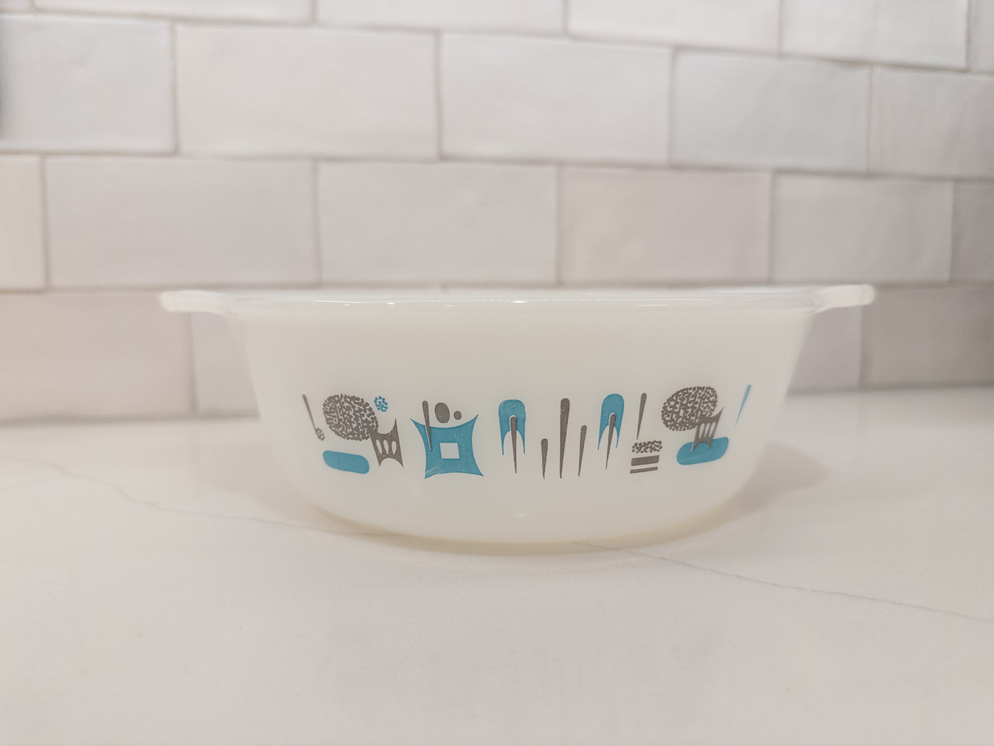Vintage Anchor Hocking Fire-King 'Atomic Blue Heaven' Milk Glass Casserole Dish