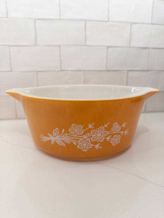 Vintage Pyrex 475 Butterfly Gold Cinderella Casserole Dish
