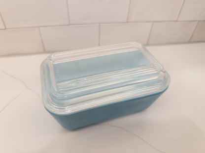 Vintage Pyrex 502 Blue Refrigerator Dish w/ Lid