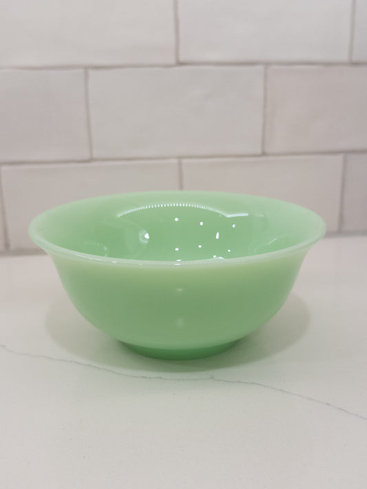 Vintage Unmarked Fire-King Jadeite Soup/Cereal Bowl