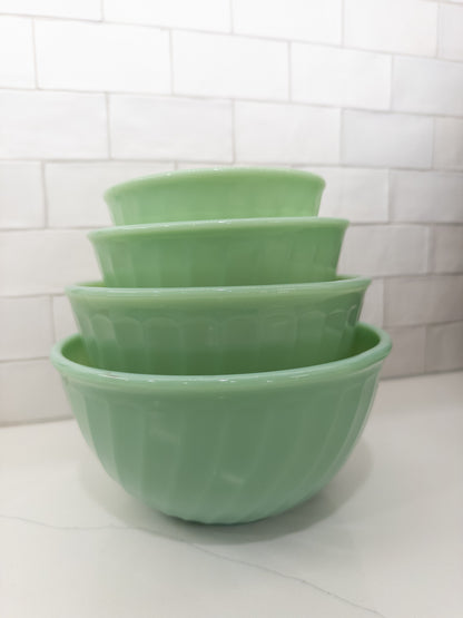 S/4 Vintage Fire-King Jadeite Swirl Mixing Bowls