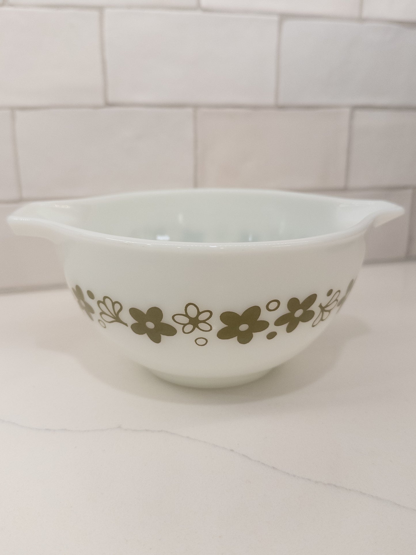 Vintage Pyrex 441 Spring Blossom Cinderella Mixing Bowl