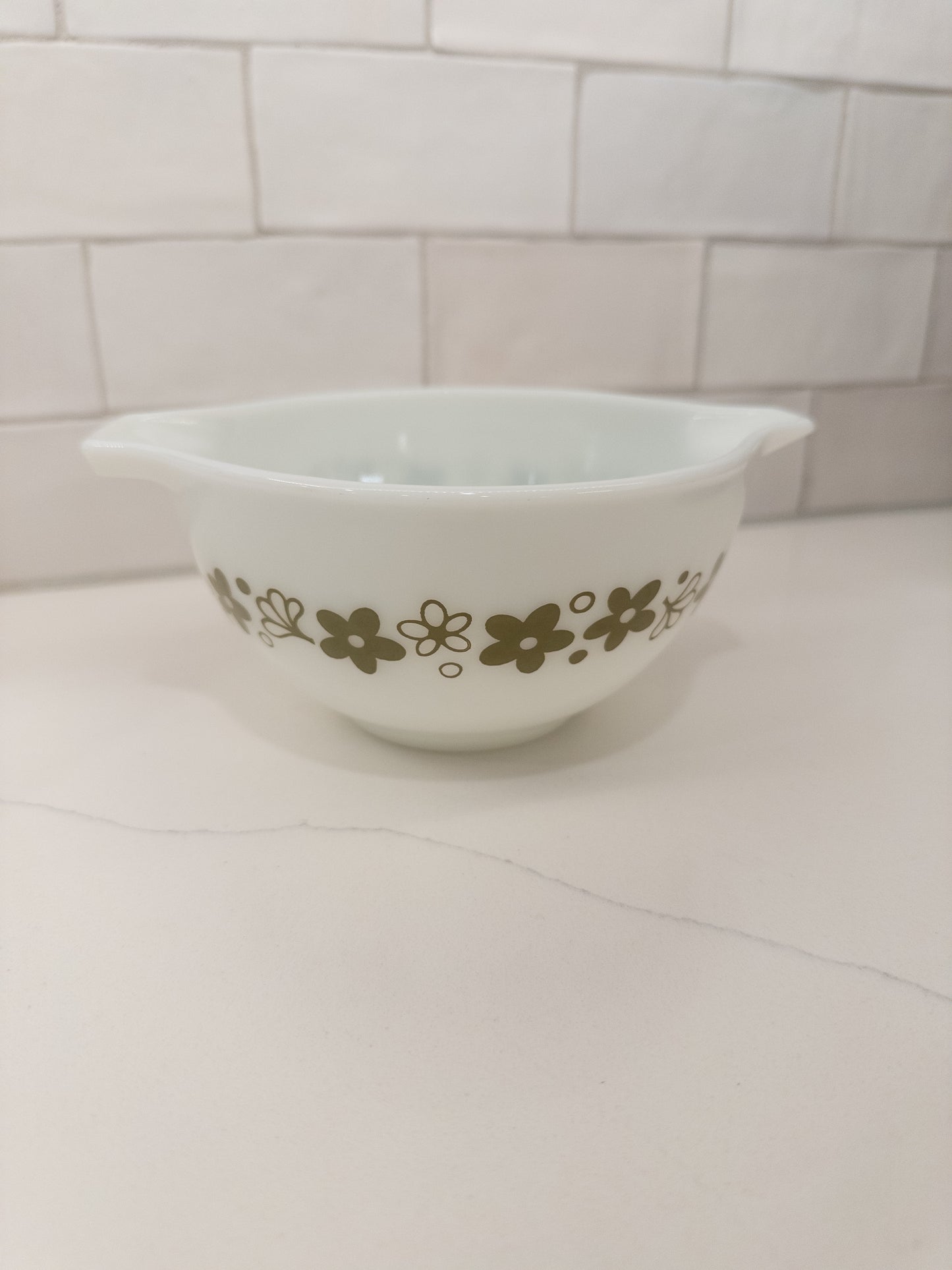 Vintage Pyrex 441 Spring Blossom Cinderella Mixing Bowl