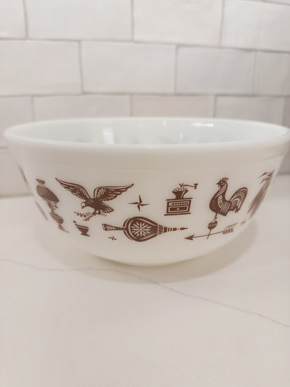 Vintage Pyrex 403 'Early American' Mixing Bowl