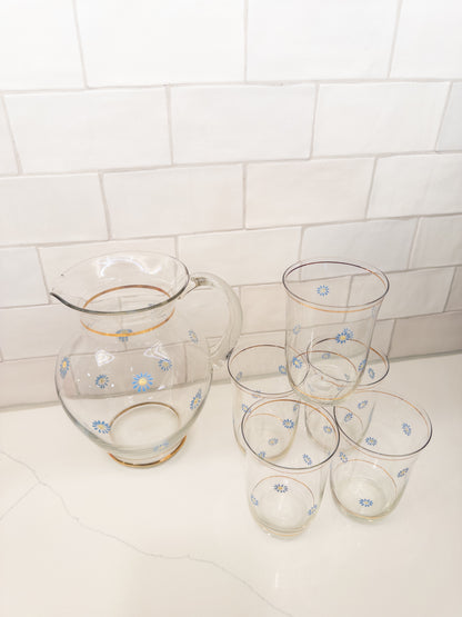 S/6, Vintage Pitcher + 5 Glasses w/ Blue Floral Design and Gold Rim