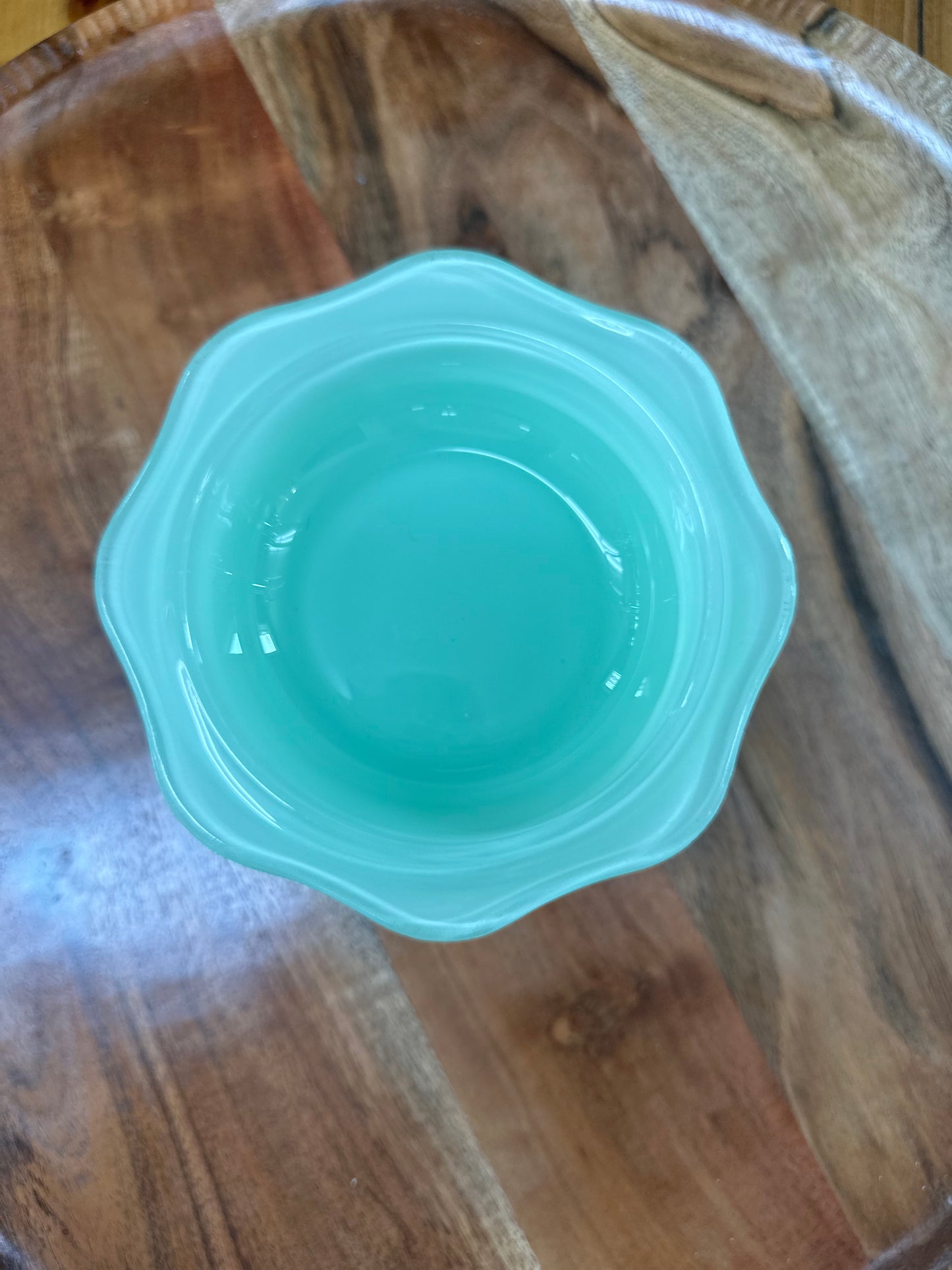 Set of 5, Vintage Pyrex Green Sprayware Wavy Rim Dessert Bowls