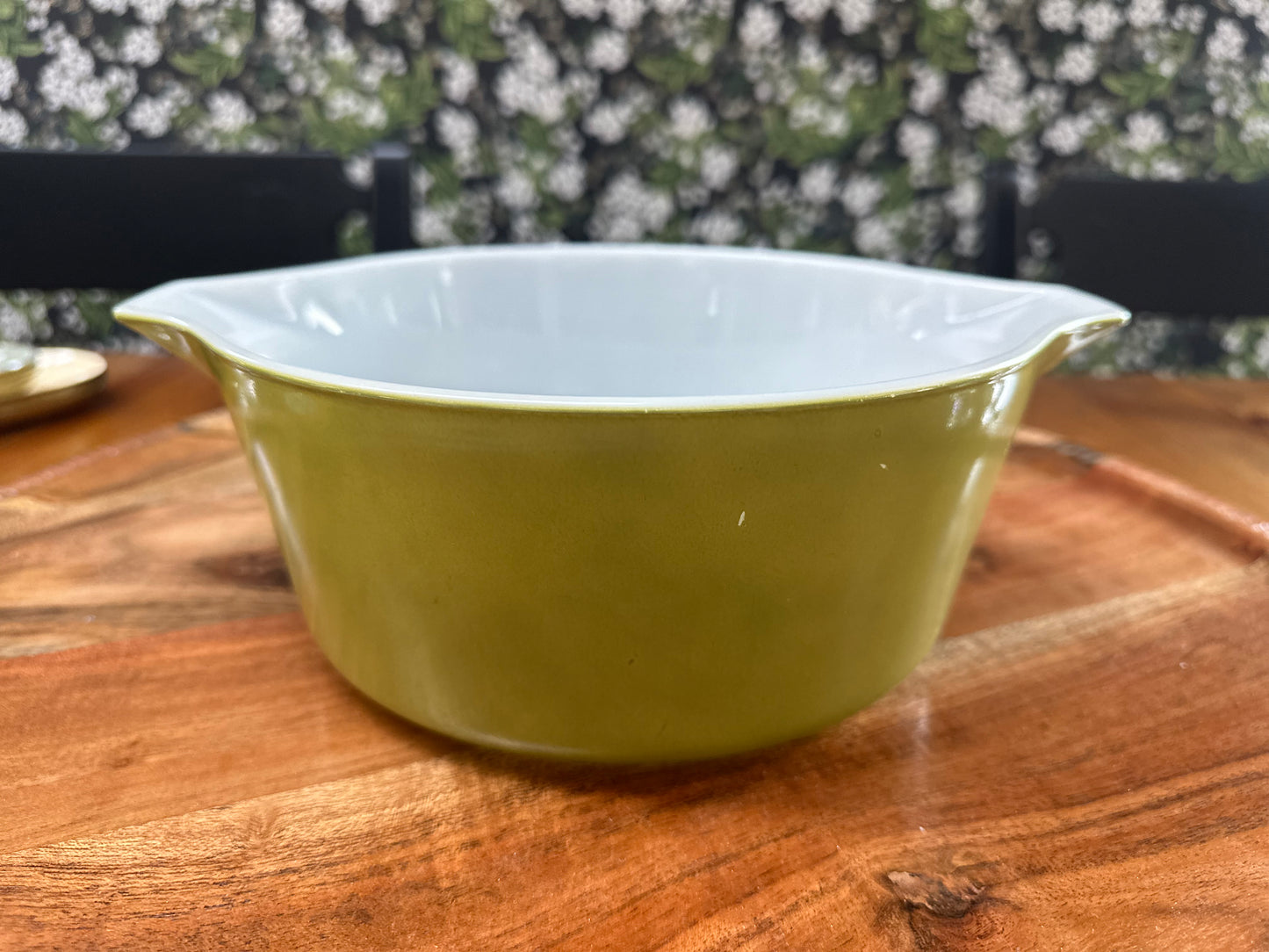 Vintage Pyrex 475 2.5 quart Verde Casserole Dish