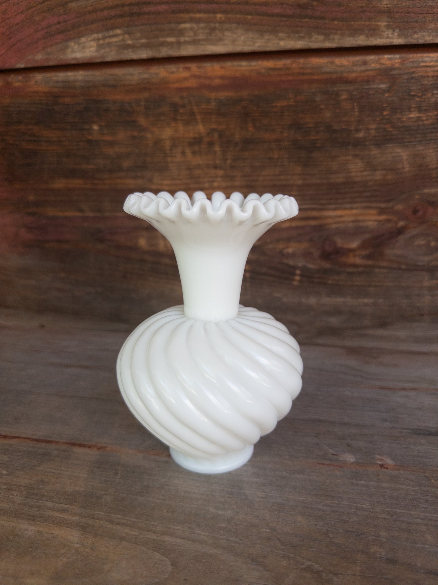 Vintage Milk Glass Vase w. Ruffled Rim & Swirl Pattern