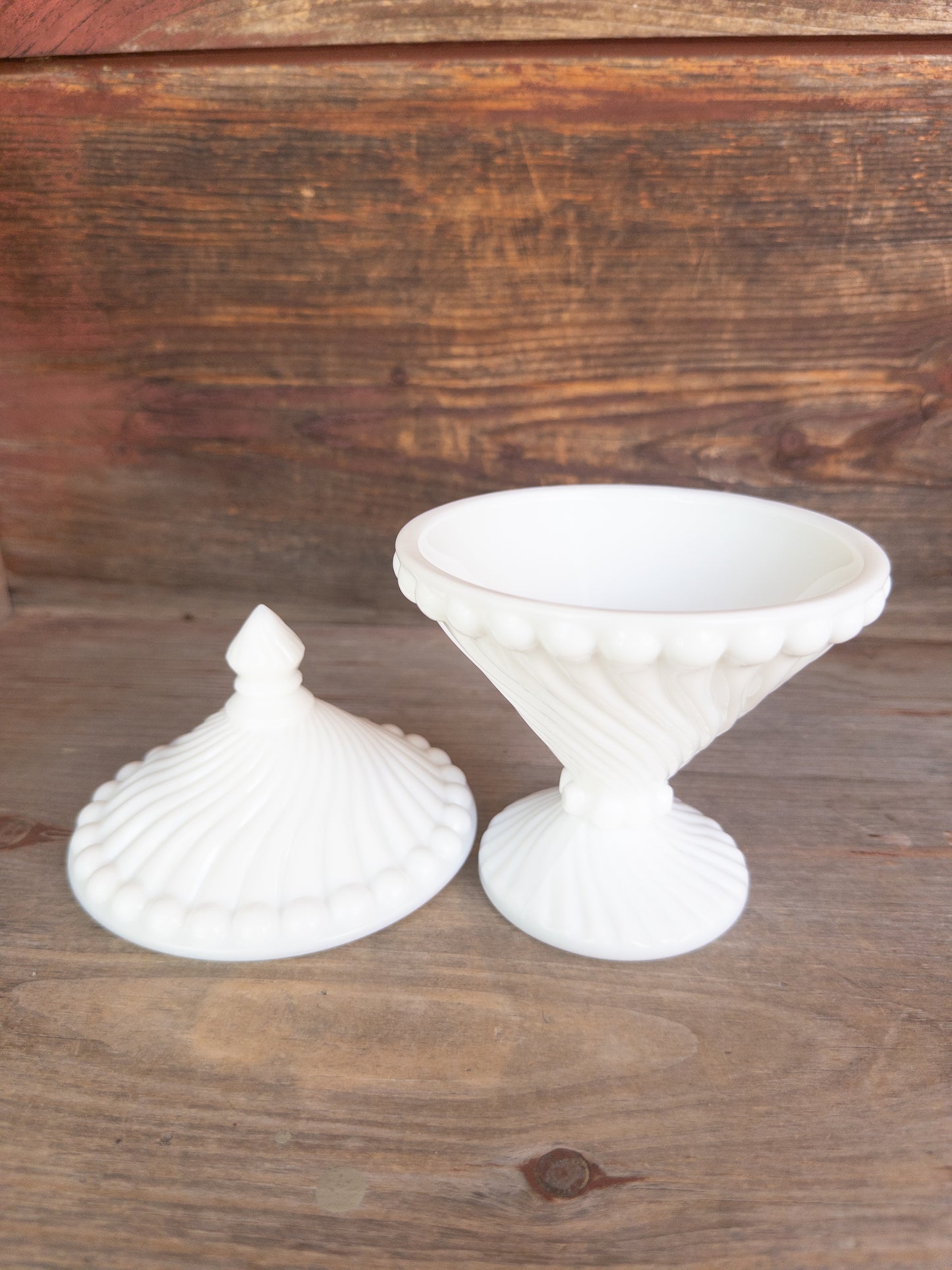 Vintage Westmoreland Swirl & Ball Pattern Milk Glass Covered Candy Dish