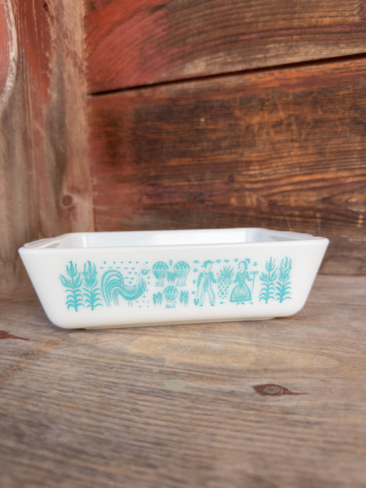 Vintage Pyrex Turquoise Amish Butterprint 1.5 Quart Fridgie Dish