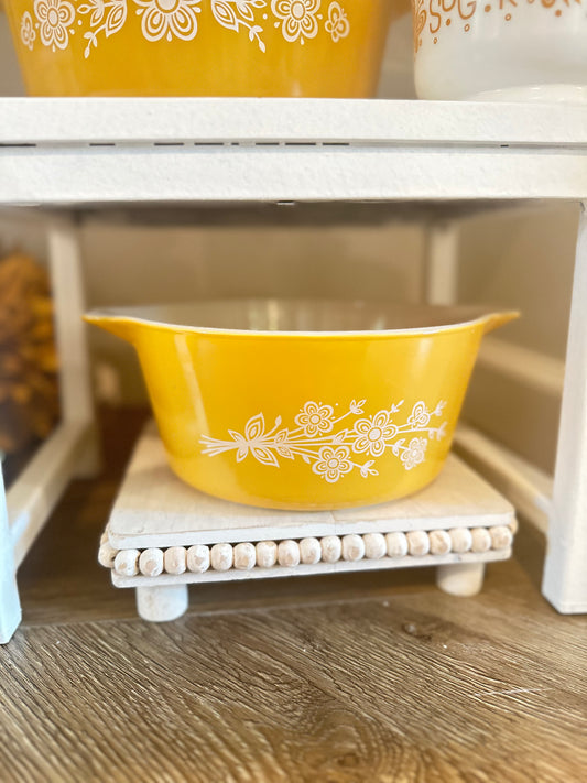 Vintage Pyrex – The Cupboard Shop NJ