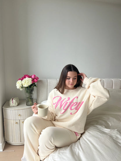 Wifey Sweatshirt - Sugar Cookie