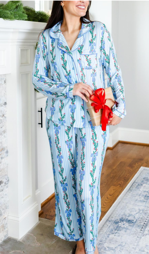 Charlotte Hello Garland PJ Set