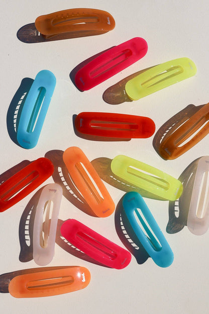 Oversized Jelly Lay Down Claw Clip