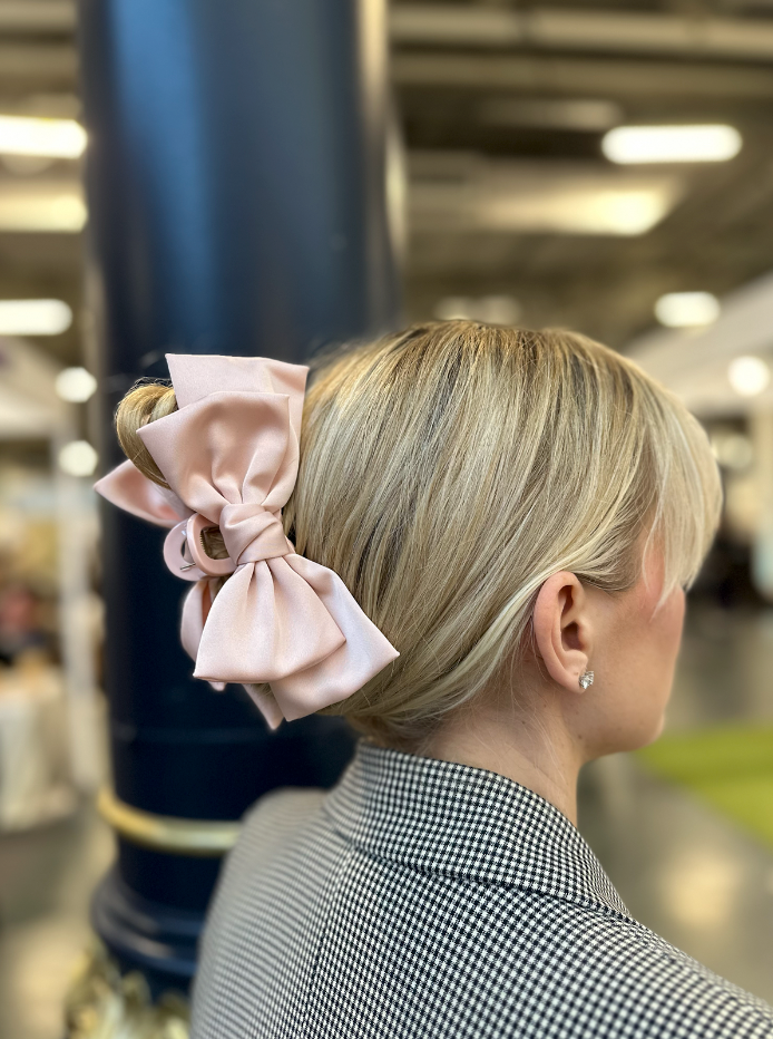 Ballet Bow Claw Hair Clip